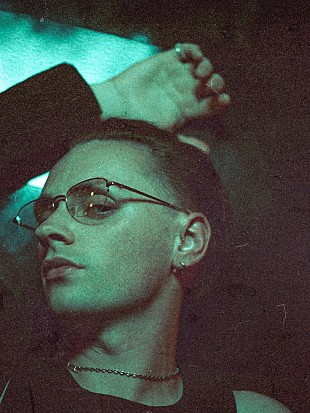 「プーマ・ブルー、ニューAL『クローク・ドリーム』完成＆「Desire」MV解禁」