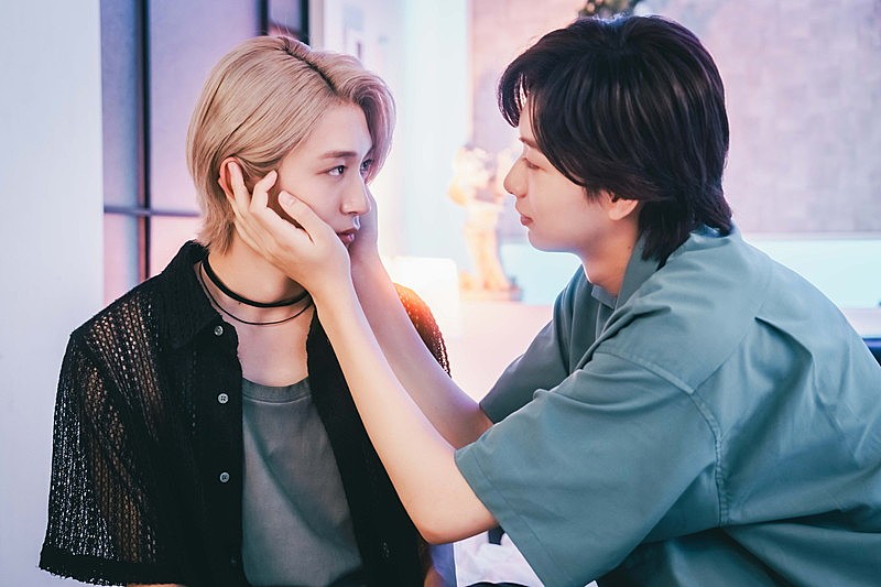 「NAOYA（MAZZEL）×冨田侑暉（龍宮城）W主演『セラピーゲーム』が舞台化」1枚目/9