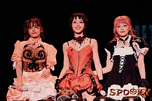 XGワールドツアーのタイトルは【THE CORE】、香港フェスに個性的な衣装