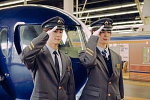 INIの後藤威尊＆佐野雄大、南海難波駅の1日駅長に就任 | Daily News