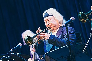 ライブレポート＞リリースから38年――キーボーディスト菊池ひみこ