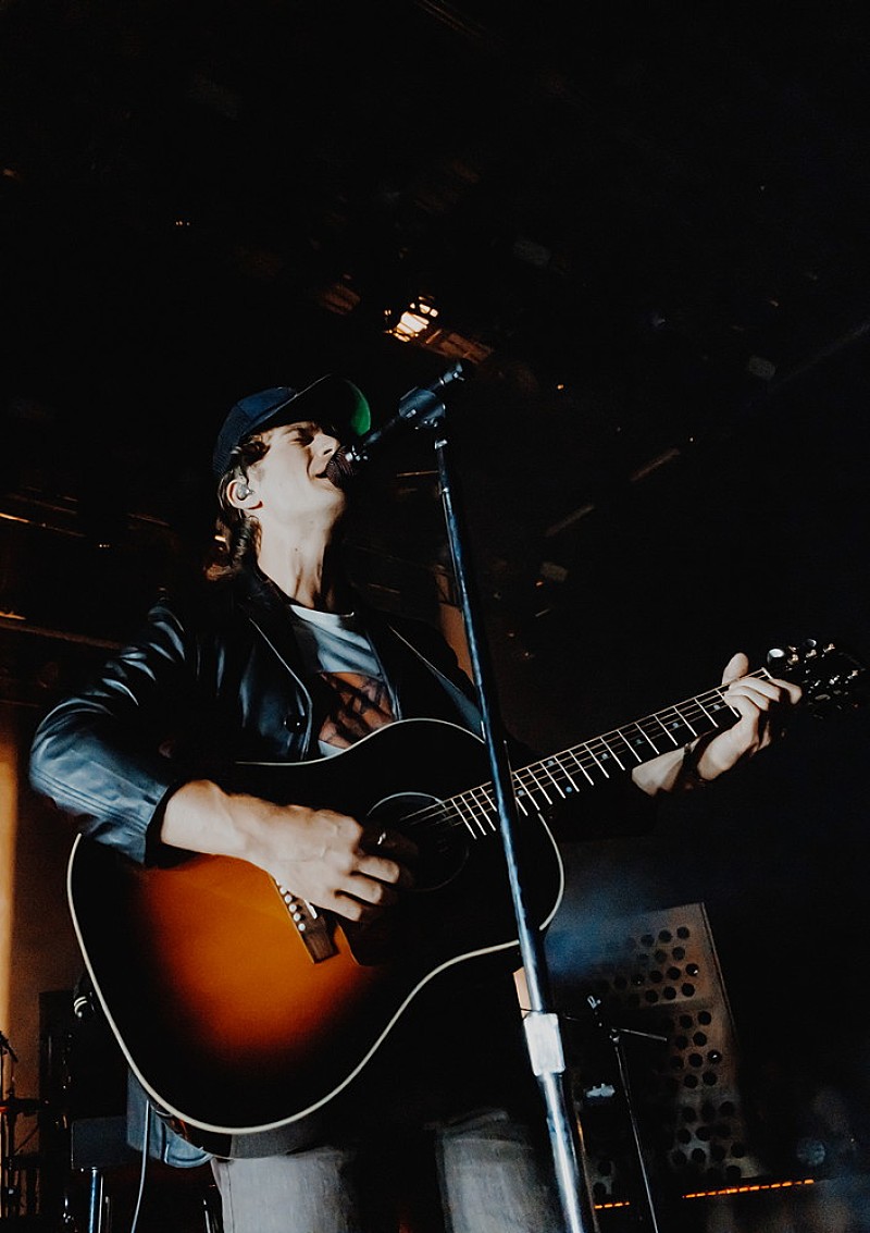 ＜ライブレポート＞Djo×ポスト・アニマル、光と残響そして再会　音が紡いだツアー最終章