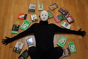 雨穴 x200_image.jpg