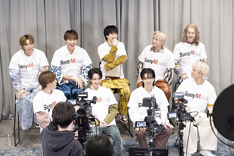 「BUDDiiS×Sony Music Labels“誓約書調印式”」3枚目/5