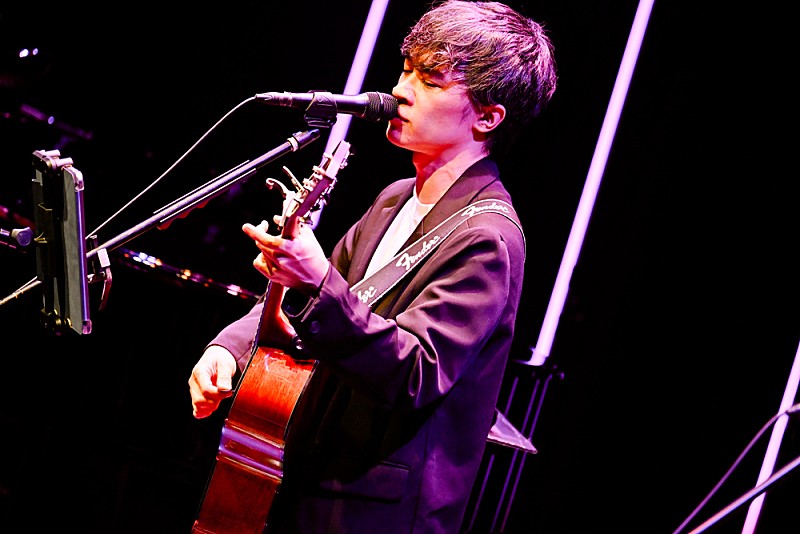 「<ライブレポート>ベボベ小出祐介率いるバンドmaterial club、ハプニングさえ楽しみながら響かせた会心のアンサンブル」1枚目/18