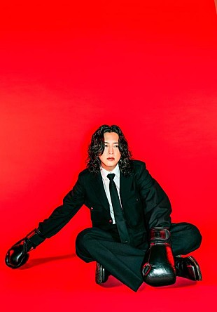 「キタニタツヤ、自主企画対バンライブ【Hugs Vol.6】開催＆ニューAL2枚同時リリース決定」