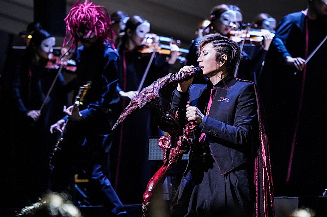 「＜ライブレポート＞ロックとオーケストラの融合を目指すGACKT、来夏フルオーケストラとともに全国ツアーへ」1枚目/5