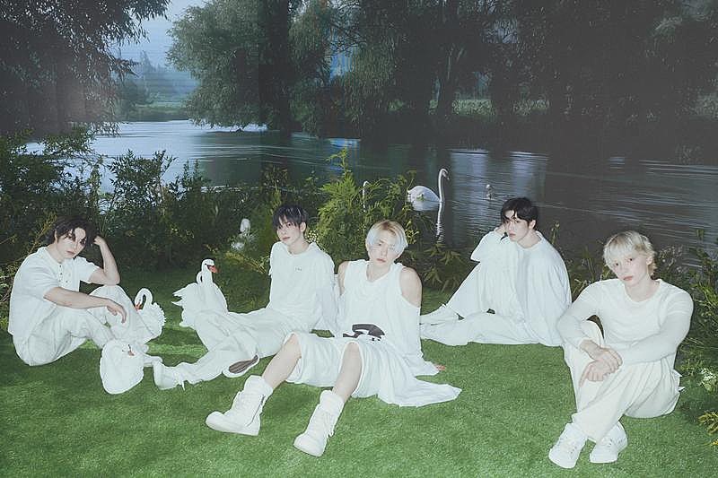 「TOMORROW X TOGETHER、「SSS (Sending Secret Signals) (feat. HYDE)」配信リリース決定」1枚目/3