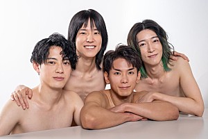 モナキ「純烈弟分グループのモナキ、お披露目までの密着ドキュメンタリー公開」