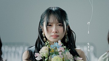 日向坂46、三期生・上村ひなのがセンターの“ひなた坂46”楽曲「君と