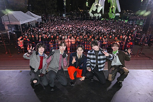 「STARGLOW、デビューシングル『Star Wish』リリース記念イベントで堂々パフォーマンス」1枚目/11