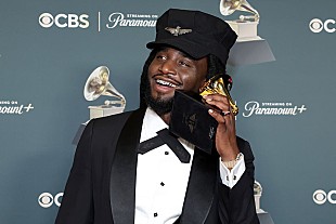 「【第68回グラミー賞授賞式(R)】シャブージー、初受賞で移民に敬意「あなたたちがアメリカに色を与えている」」