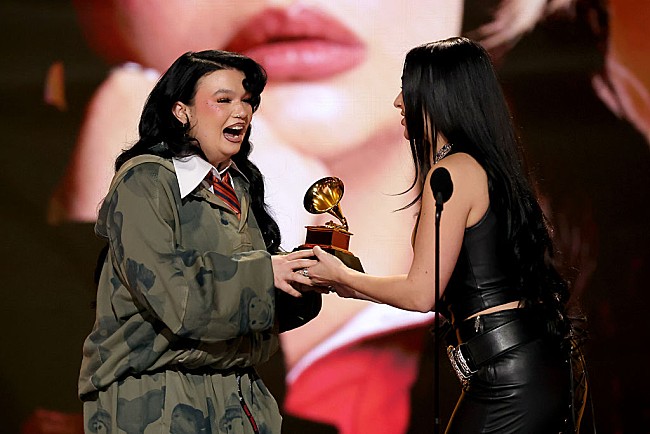 「【第68回グラミー賞授賞式(R)】ローラ・ヤング「Messy」が＜最優秀ポップ・パフォーマンス（ソロ）＞受賞、スピーチで喜び爆発」1枚目/1