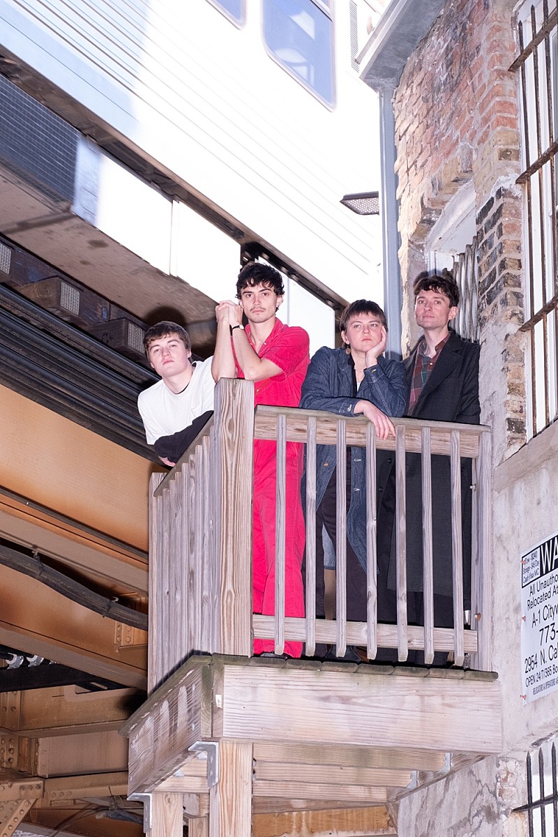 「フリコ、ニューALより“繋がり”を歌う「Seven Degrees」公開」1枚目/2