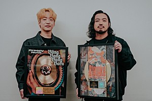 Creepy Nuts「Creepy Nuts、「オトノケ」がRIAAゴールド達成　日本アーティストの日本語詞曲として初の2曲目認定に」