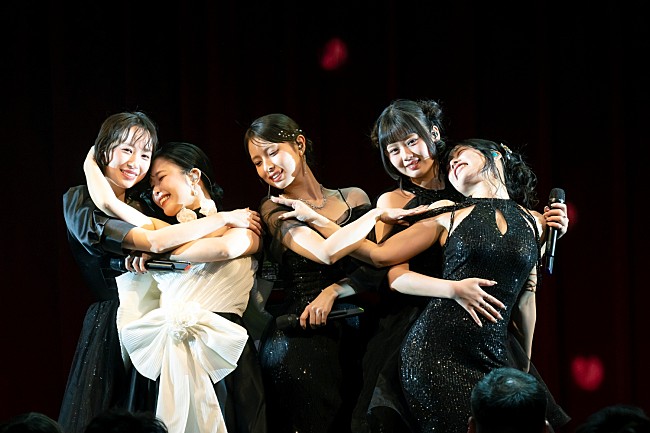 「＜ライブレポート＞「フィロソフィーのダンスは、私自身、人生そのもの」――愛と幸せにあふれた日向ハル生誕祭」1枚目/17