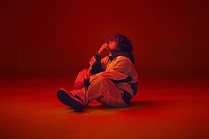 Vaundy「Vaundy、自身初のアジアアリーナツアー&最大規模の国内アリーナツアーを開催」