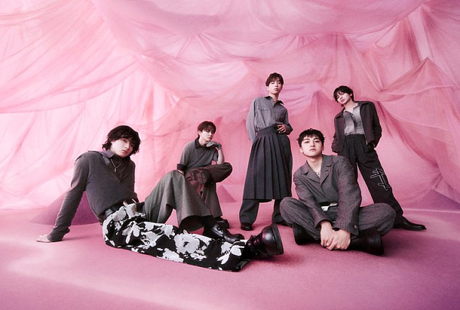 「STARGLOW、新ビジュアル＆ニューシングル『USOTSUKI』収録内容を公開」1枚目/11