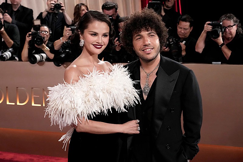 「ベニー・ブランコ、妻セレーナ・ゴメスが結婚式直前に誓いの言葉なくしたことを明かす」1枚目/1