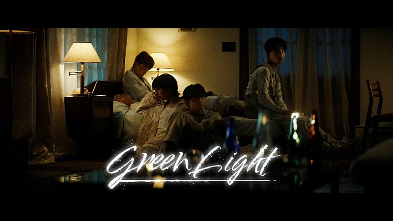 「STARGLOW、シネマティックなストーリー仕立て「Green Light」MVで希望を描く」1枚目/7