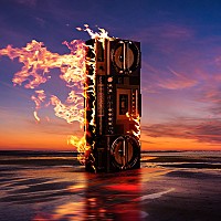 B'z、最新アルバム『FYOP』に新曲＆ライブ音源をプラス | Daily News