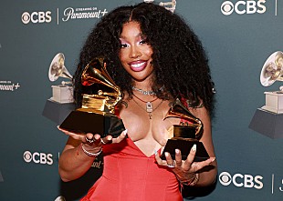 「シザ、「AIのせいで戦争状態にある気分」と人工知能が生成する音楽を非難」