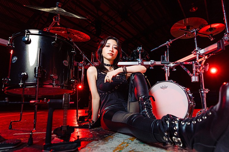 米澤茜「米澤茜、ソロアーティストとして2枚目となるデジタルシングル「What is love」リリース」