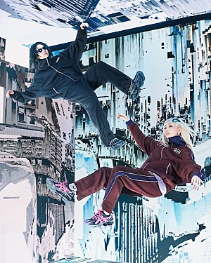 YOASOBI「YOASOBI×ASICSのコラボアイテム、抽選販売の詳細発表」