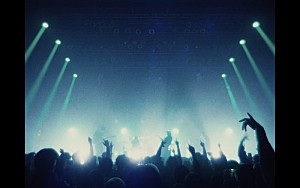 chilldspot「chilldspot、昨年開催ツアーファイナルより「Unbound」ライブ映像公開」