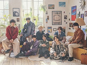 timelesz「timelesz、ニューアルバム『MOMENTUM』3形態同時予約購入特典の詳細解禁 メンバーによる生配信も決定」