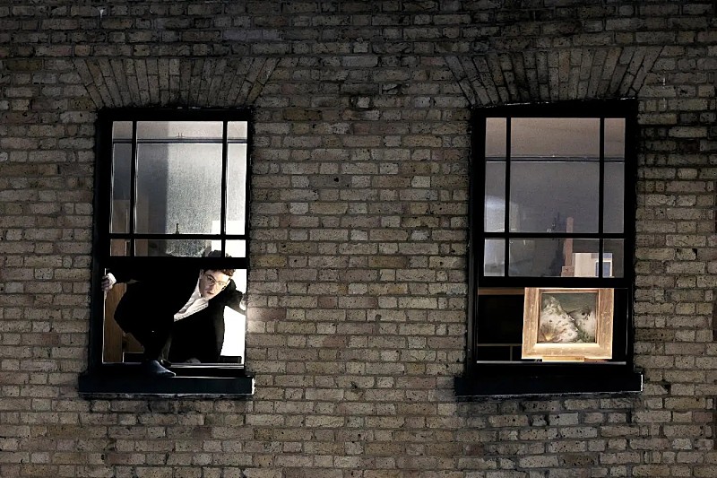 「ブラック・ミディのキャメロン・ピクトンによるマイ・ニュー・バンド・ビリーヴ、デビューALより「Love Story」MV公開」1枚目/2