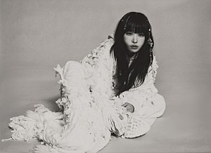 紫今「紫 今、アニメ『左ききのエレン』EDテーマ「New Walk」配信リリース」