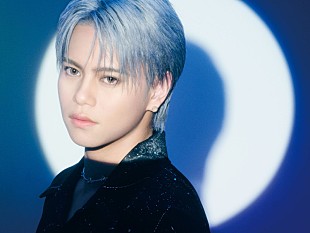 「REIKO、EP『VOICE』ジャケット＆“月”をイメージした新ビジュアル公開」