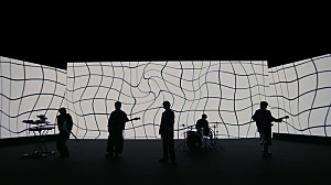 Novelbright「Novelbright、アニメ『氷の城壁』OPテーマ「透明」MVティザーを公開」