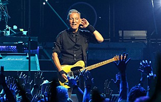 ブルース・スプリングスティーン、政治発言で物議