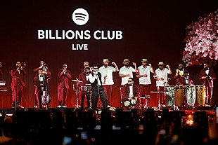 「バッド・バニー、東京で行ったSpotify主催【Billions Club Live】パフォーマンス映像公開へ」