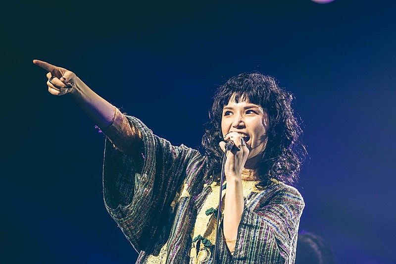 「Superfly、全国ホールツアー【Amazing Session】ライブ音源を配信リリース」1枚目/7