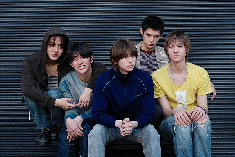 「CORTIS、LAスタジオで撮影された『GREENGREEN』アルバムフォト公開」1枚目/7