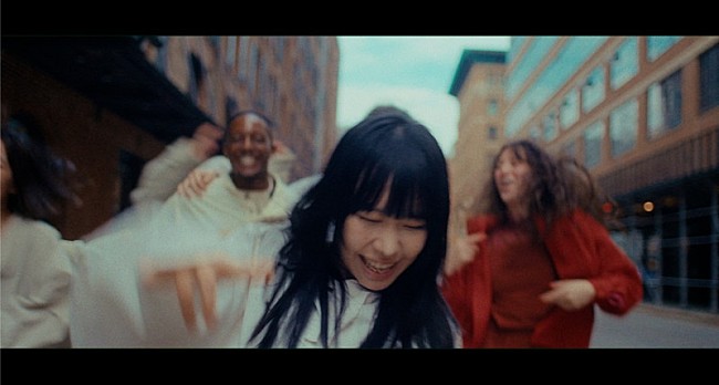 「紫 今、“ルーツをたどる”「New Walk」MVをニューヨークで撮影」1枚目/1