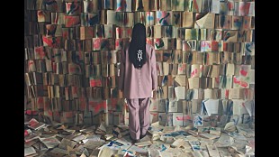 「緑黄色社会、アカデミックで幻想的な世界観の「章」MV公開」