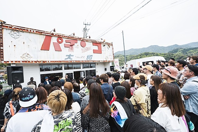 「KO-SHIN（g,cho）銅像の除幕式」3枚目/5