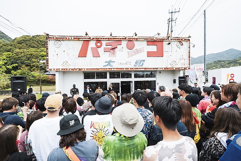 「KO-SHIN（g,cho）銅像の除幕式」4枚目/5