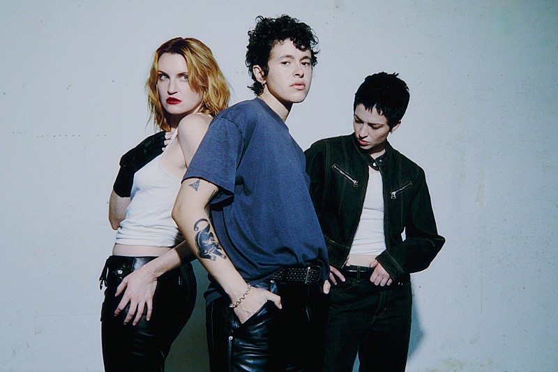 「MUNA、憧れと迷いを歌う「Wannabeher」MV公開」1枚目/2