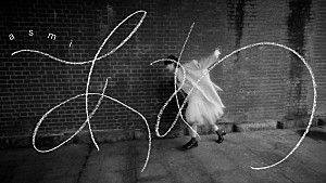 asmi「asmi、雨の中で踊る「あわ」MV公開」