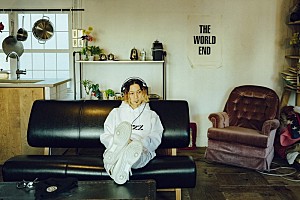 AA=、最新ライブ映像作品『TOUR #7』より「BLUE & YELLOW」公開