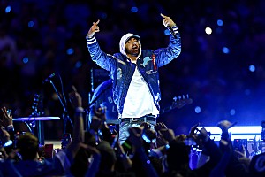 エミネム「エミネム、“ソブリエティ・コイン”の写真を投稿し薬物断ちから18年を祝う」