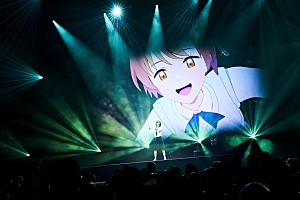 新しい学校のリーダーズのオフィシャルレポ到着、怒涛のセットリストで