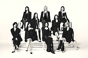 NiziU「NiziU、初ベストAL『Portfolio』7月リリース決定＆最新ビジュアルも公開」