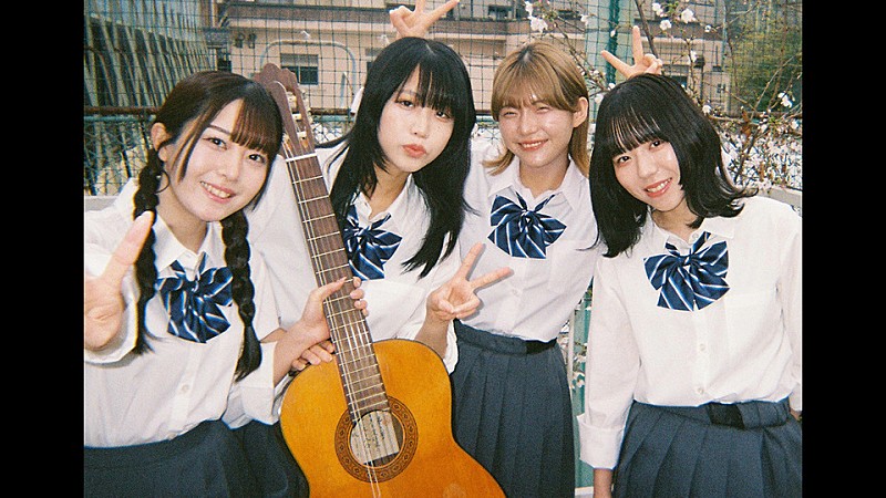 「青春パンクアイドル・BLUEGOATS「扉を開けた先には、素晴らしい景色や人が待っています」──1stアルバム表題曲「さらば青春の光」MV公開」1枚目/6