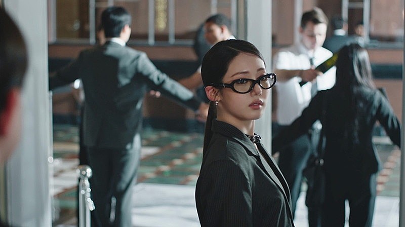 「『BABYMONSTER - 'CHOOM' M/V』」3枚目/11